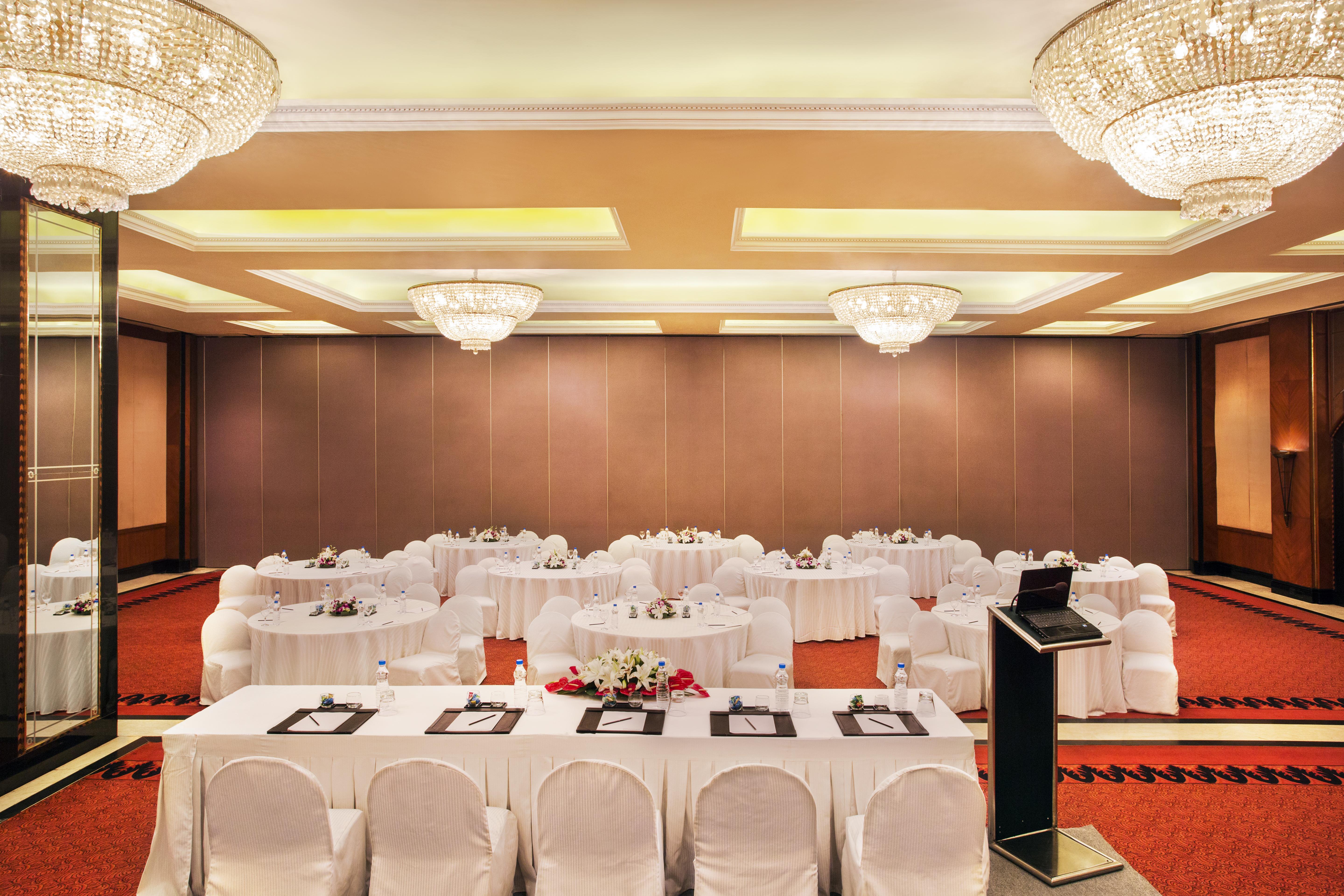 Eros New Delhi, Nehru Place 5* New Delhi