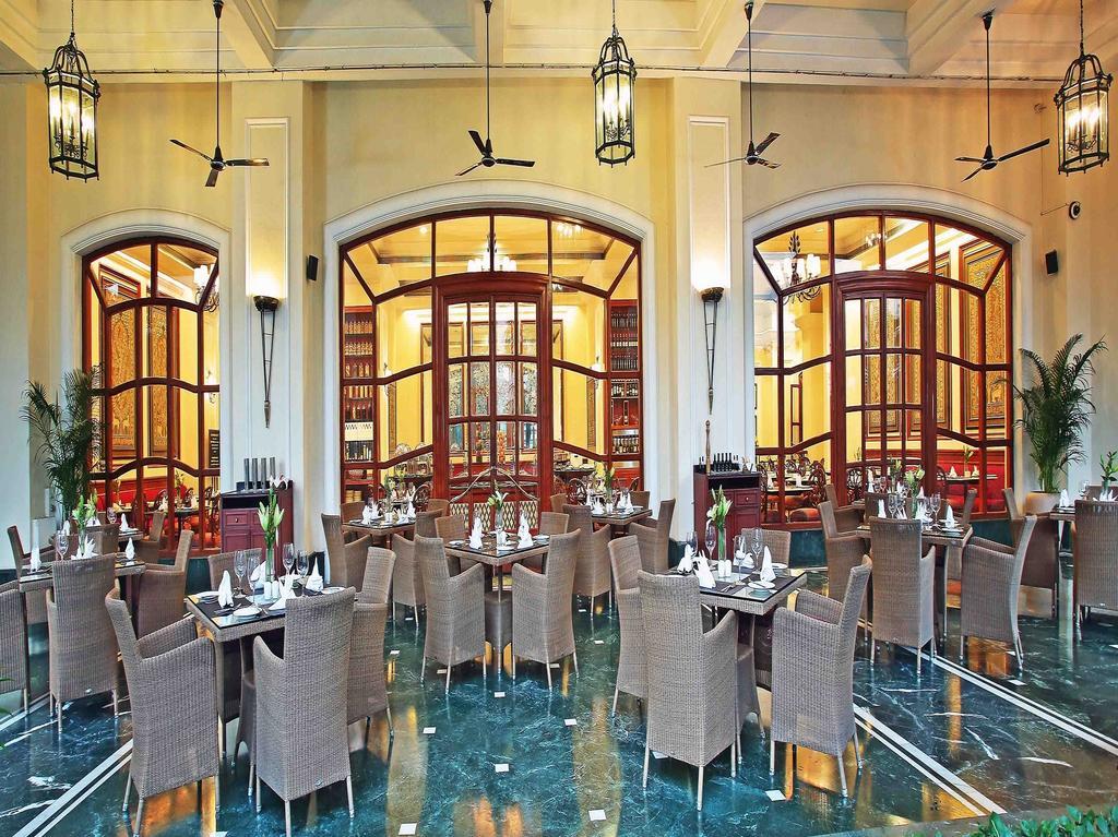 Eros New Delhi, Nehru Place 5*