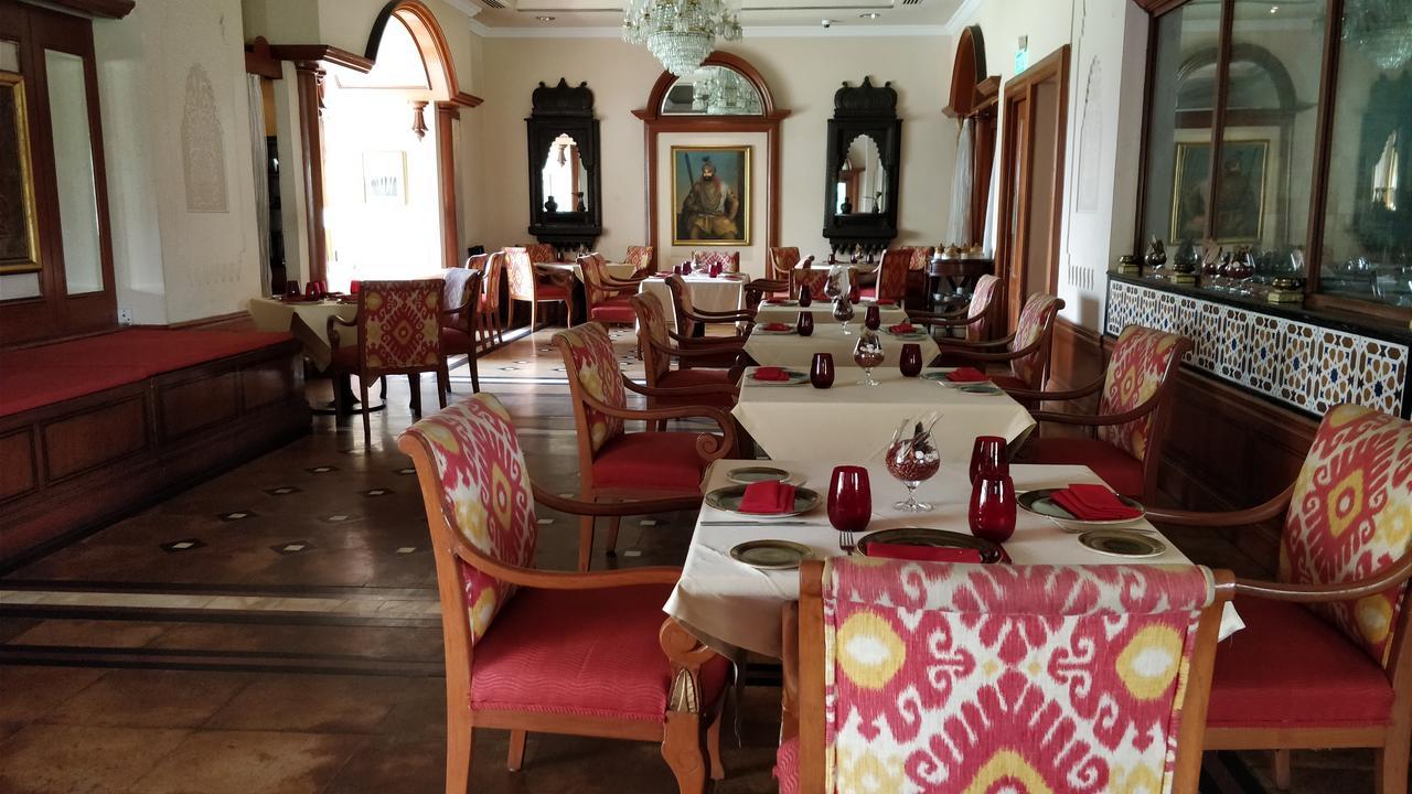 Eros New Delhi, Nehru Place 5*