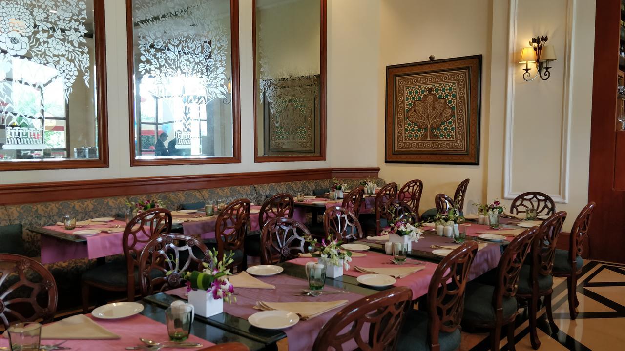 Hotel Eros New Delhi, Nehru Place 5*