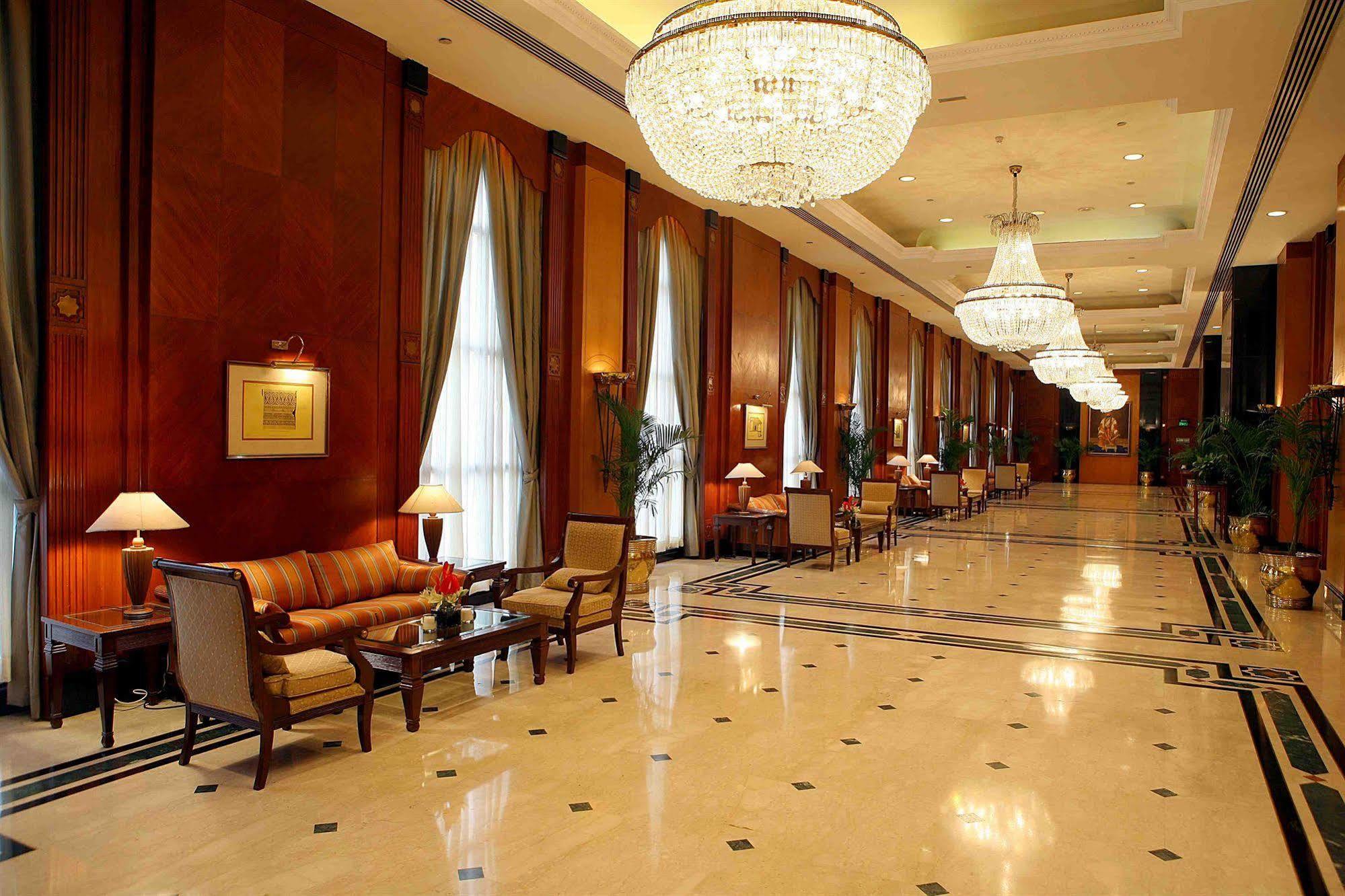 Eros New Delhi, Nehru Place 5*